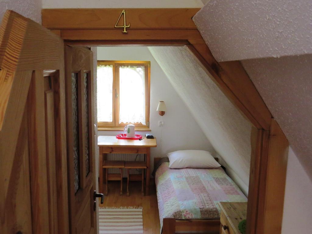 Wynajem Pokoi-Willa Pod Smrekami Zakopane Szoba fotó